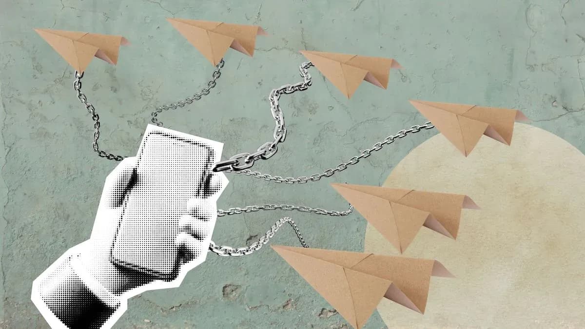 MAXимальний контроль: чому в окупації заборонили використовувати популярні месенджери для дзвінків